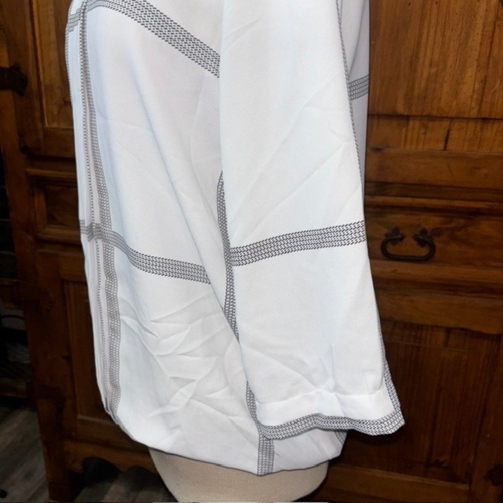 41 Hawthorn Womens White Gray Windowpane Split Neck 3/4 Sleeve Blouse Medium - Picture 4 of 7